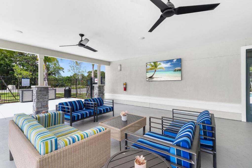 Elegant 2 Bed/2 Bath Apartment In Melbourne Fl Ngoại thất bức ảnh